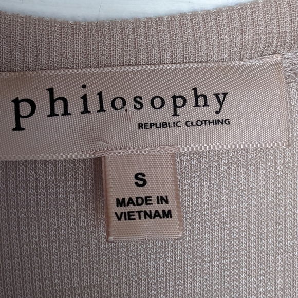 Philosophy Asymmetrical Dolman Ruffle Top Small - Picture 5 of 6